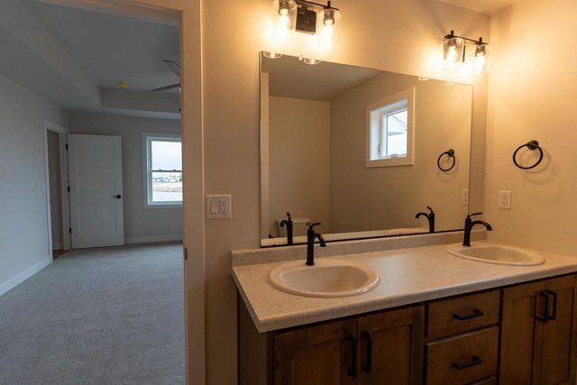 4110 RIDGECREST LANE, Kaukauna, WI 54130