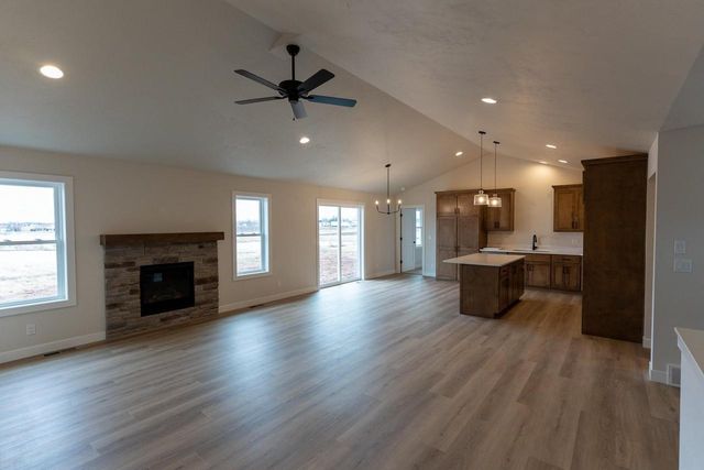 4110 RIDGECREST LANE, Kaukauna, WI 54130