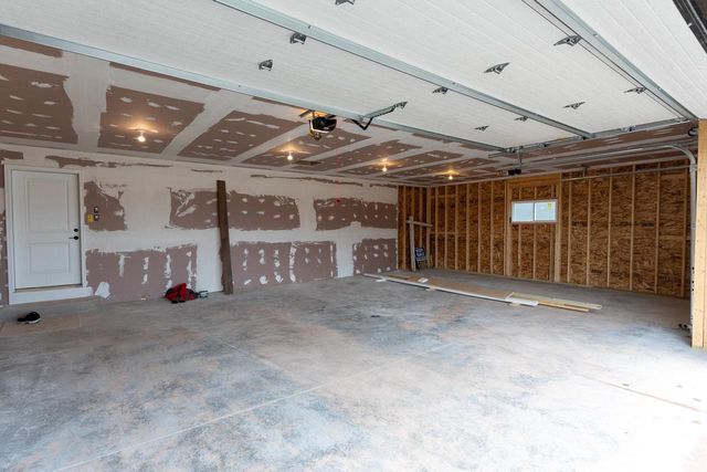 4110 RIDGECREST LANE, Kaukauna, WI 54130