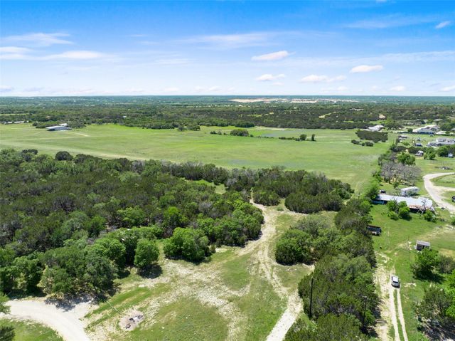 1633 County Road 255, Georgetown, TX 78633