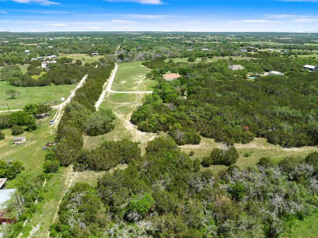 1633 County Road 255, Georgetown, TX 78633