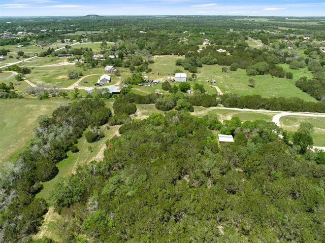 1633 County Road 255, Georgetown, TX 78633