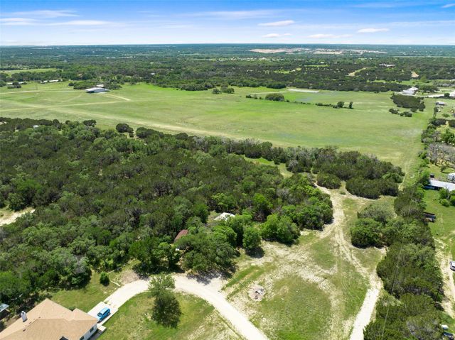 1633 County Road 255, Georgetown, TX 78633