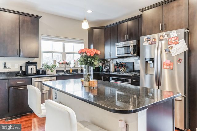4560 LONGFELLOW ST, Hyattsville, MD 20781
