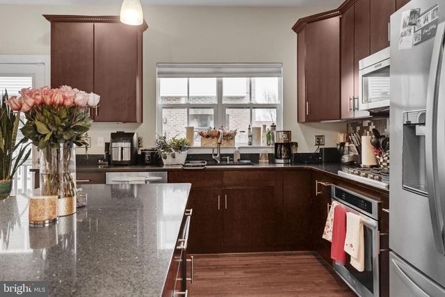 4560 LONGFELLOW ST, Hyattsville, MD 20781