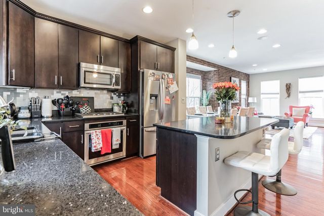 4560 LONGFELLOW ST, Hyattsville, MD 20781