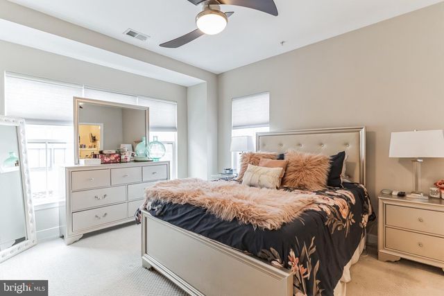 4560 LONGFELLOW ST, Hyattsville, MD 20781