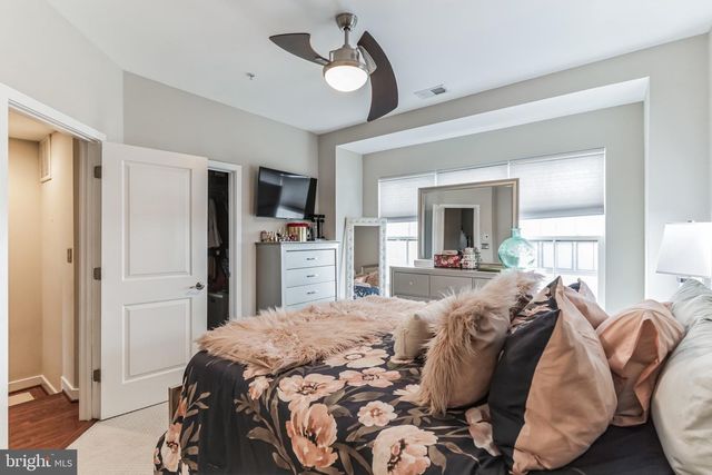 4560 LONGFELLOW ST, Hyattsville, MD 20781