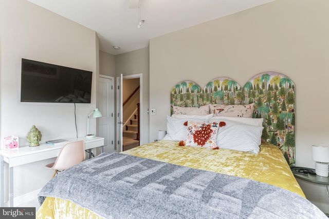 4560 LONGFELLOW ST, Hyattsville, MD 20781