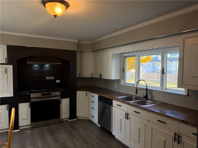 36 Shannon Street, Bath, NY 14810