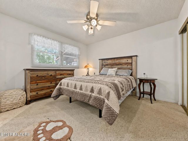 1001 Old Laurel Lane, Sevierville, TN 37876
