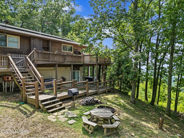 1001 Old Laurel Lane, Sevierville, TN 37876