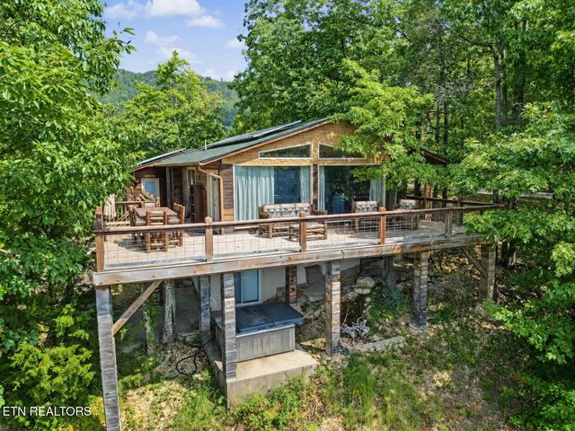 1001 Old Laurel Lane, Sevierville, TN 37876