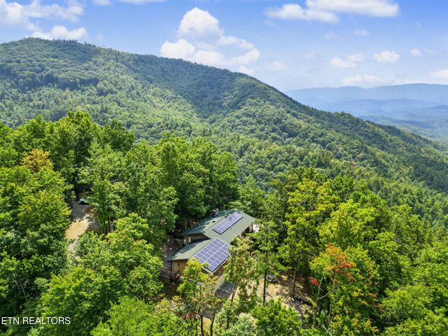 1001 Old Laurel Lane, Sevierville, TN 37876