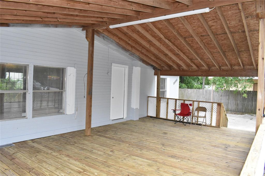 22530 Yancy Road, Porter, TX 77365