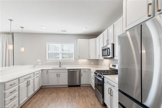 511 Cavendish WAY, Chesapeake, VA 23322