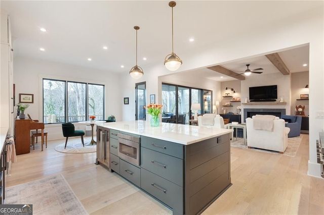 4211 Blackland Drive, Marietta, GA 30067