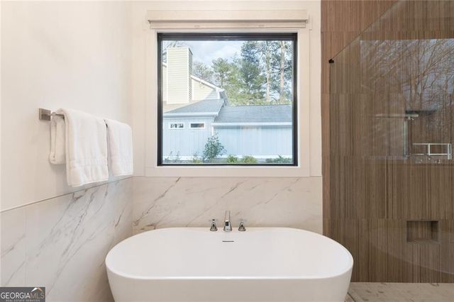 4211 Blackland Drive, Marietta, GA 30067