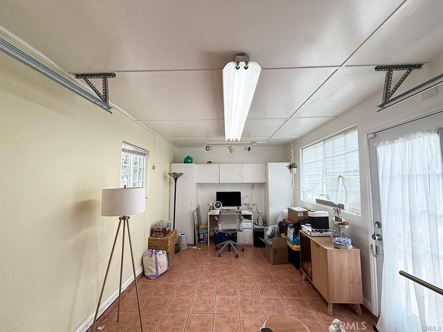 555 Hickory Lane, Pasadena, CA 91103