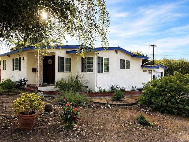 555 Hickory Lane, Pasadena, CA 91103
