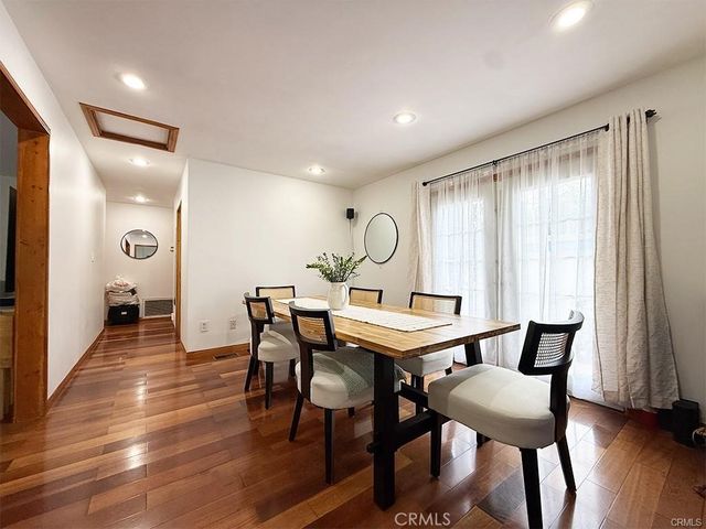 555 Hickory Lane, Pasadena, CA 91103