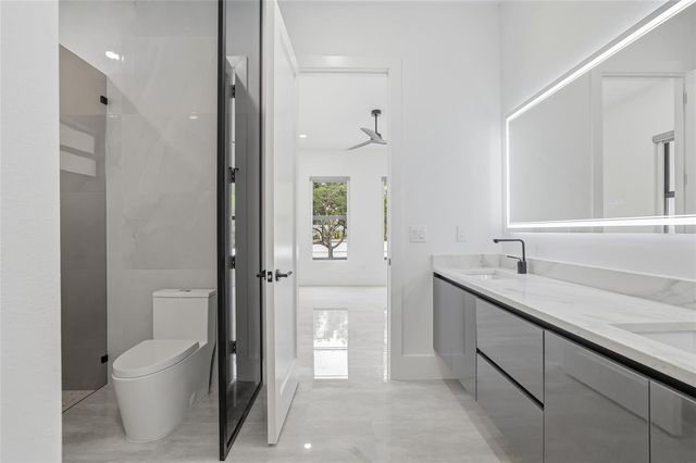 6802 E CREEK DRIVE, Tampa, FL 33615