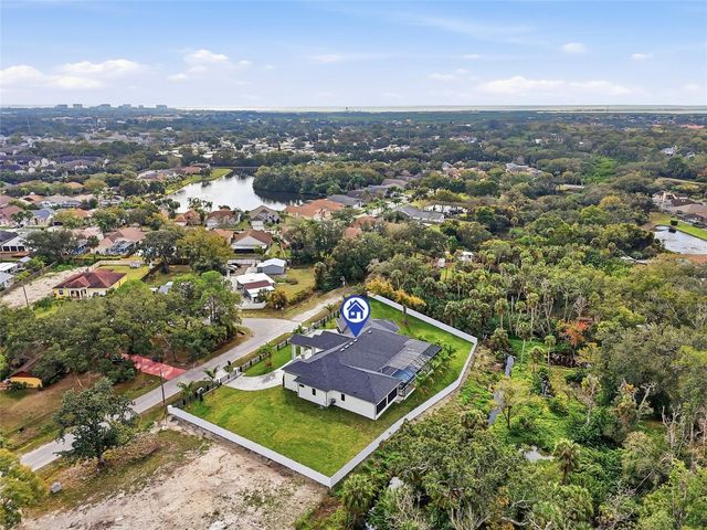 6802 E CREEK DRIVE, Tampa, FL 33615