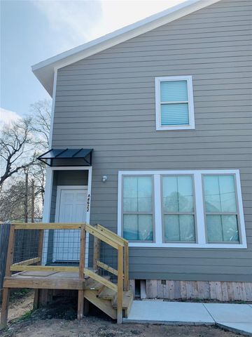 4622 Haywood Street B, Houston, TX 77093