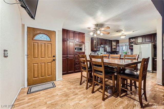 4322 East Viking Road, Las Vegas, NV 89121