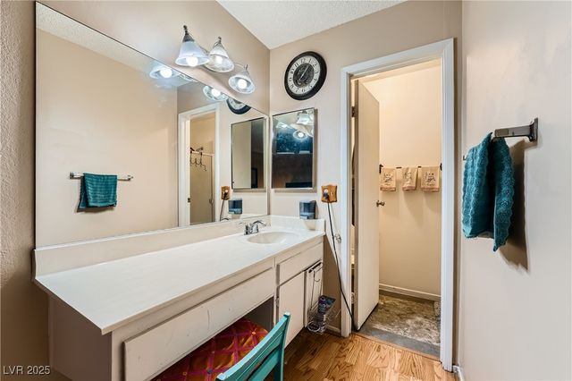 4322 East Viking Road, Las Vegas, NV 89121