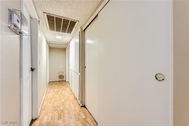 4322 East Viking Road, Las Vegas, NV 89121