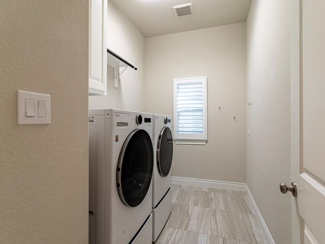 17429 Orchid Falls Lane, Conroe, TX 77302