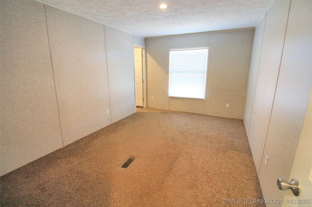 21098 S 495 Road, Tahlequah, OK 74464