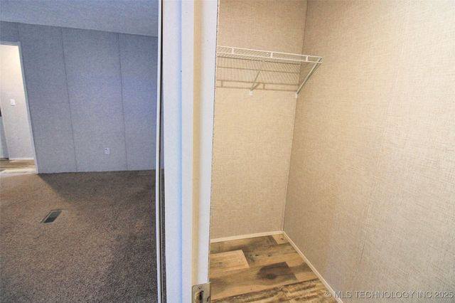 21098 S 495 Road, Tahlequah, OK 74464