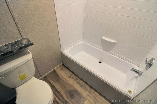 21098 S 495 Road, Tahlequah, OK 74464