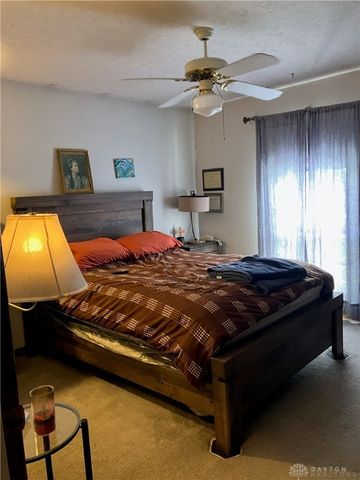 2117 Robinhood Drive, Miamisburg, OH 45342