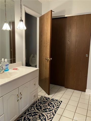 2117 Robinhood Drive, Miamisburg, OH 45342