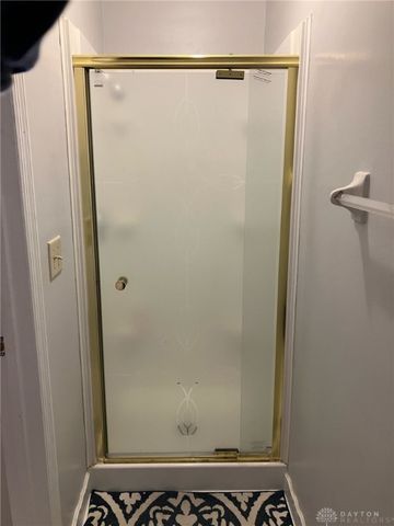 2117 Robinhood Drive, Miamisburg, OH 45342