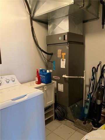 2117 Robinhood Drive, Miamisburg, OH 45342