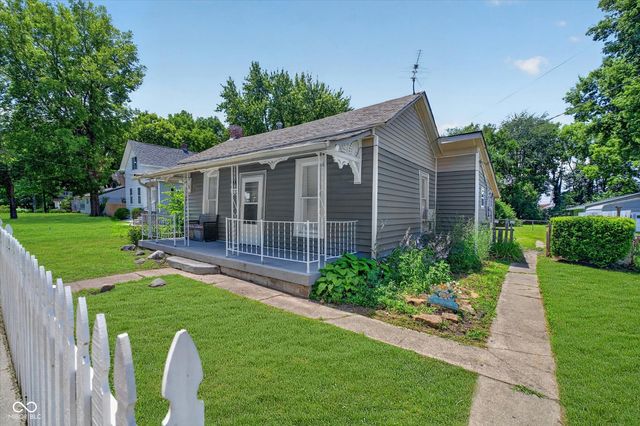 20 Market Street, Southport, IN 46227