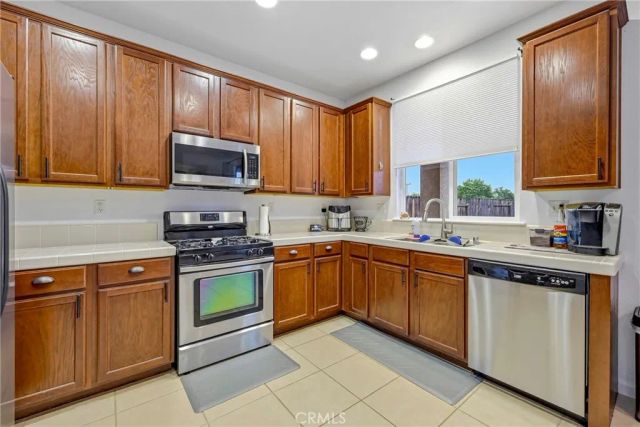 4324 Strathmore Place, Merced, CA 95348