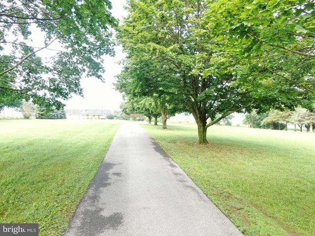 45 BLOSERVILLE RD, Carlisle, PA 17015