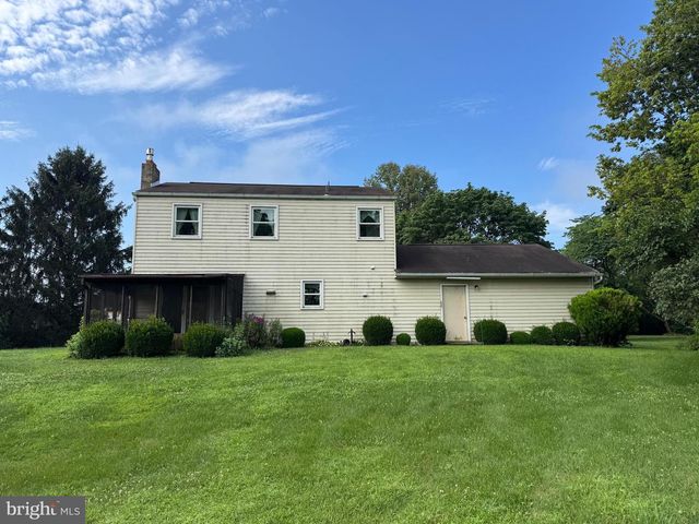 45 BLOSERVILLE RD, Carlisle, PA 17015
