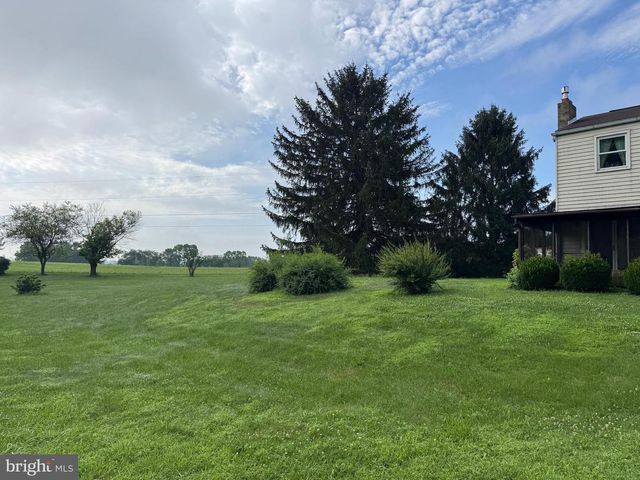 45 BLOSERVILLE RD, Carlisle, PA 17015