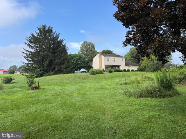 45 BLOSERVILLE RD, Carlisle, PA 17015
