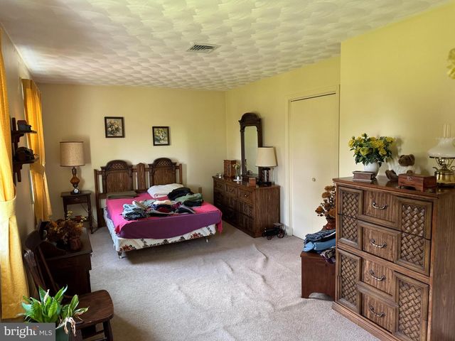 45 BLOSERVILLE RD, Carlisle, PA 17015