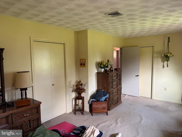 45 BLOSERVILLE RD, Carlisle, PA 17015