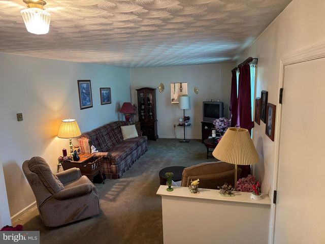 45 BLOSERVILLE RD, Carlisle, PA 17015