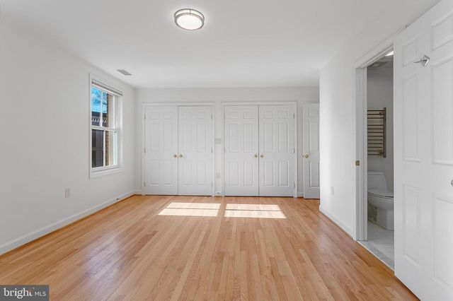 4709 FOXHALL CRES NW, Washington, DC 20007