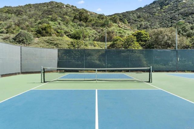 8975 Lawrence Welk Drive 7, Escondido, CA 92026